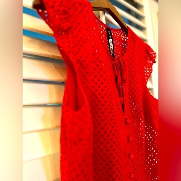 NWT Plenty by Tracy Reese beautiful red eyelet blouse Size Small - Picture 7 of 13